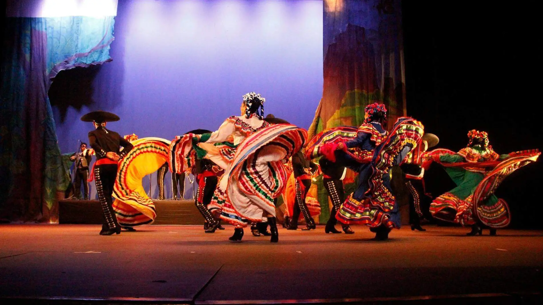 Ballet Folclórico Xochiquetzal